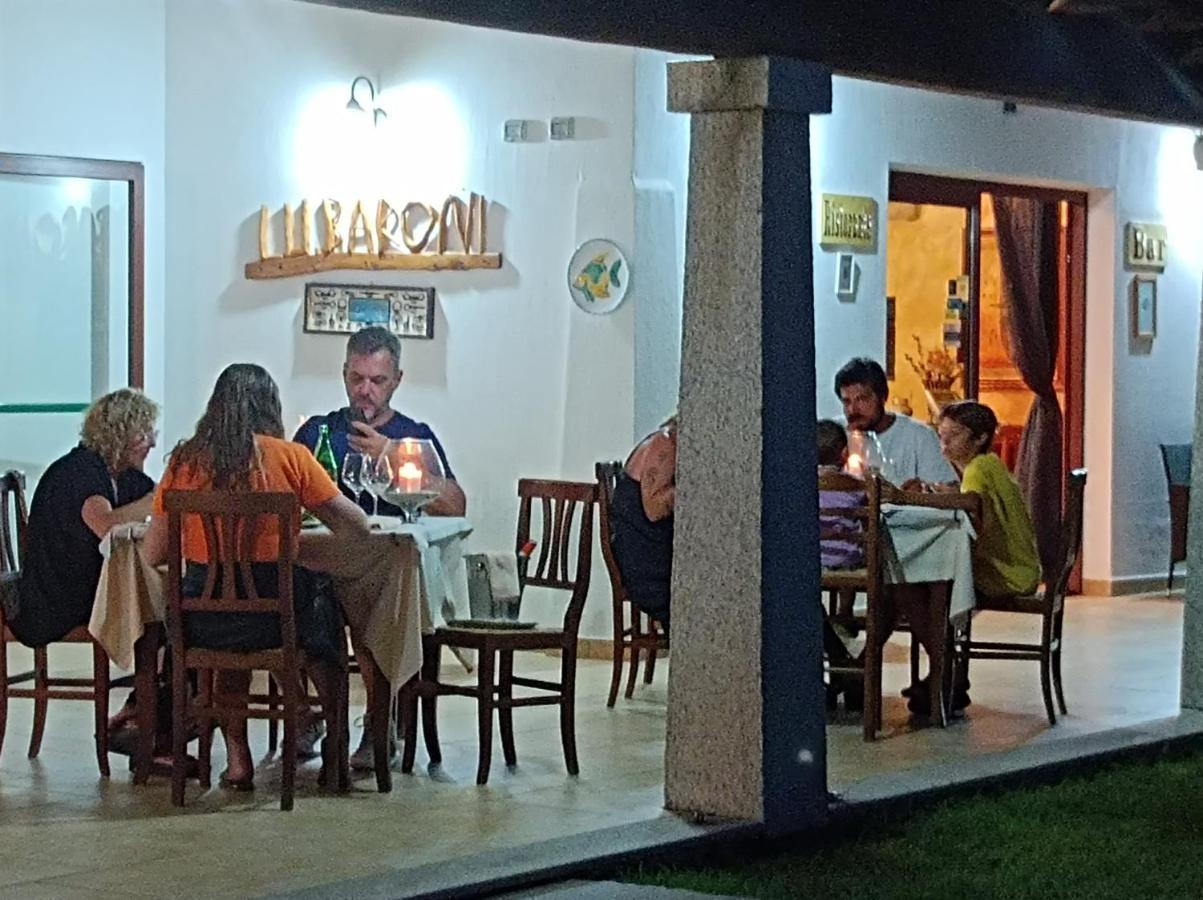 Hotel Lu Baroni Budoni Buitenkant foto